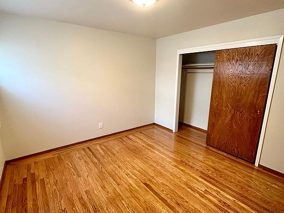 4th image of 2609 Judah St APT 7