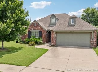 2505 S Willow Ave, Broken Arrow, OK 74012