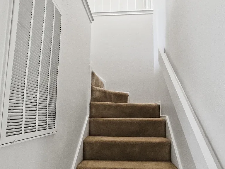 227 Burlington Dr — Photo 15