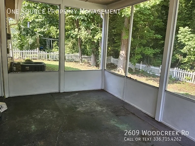 2609 Woodcreek Rd — Photo 18