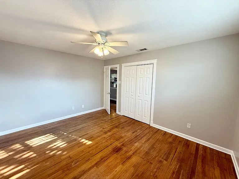207 Estates Dr — Photo 11
