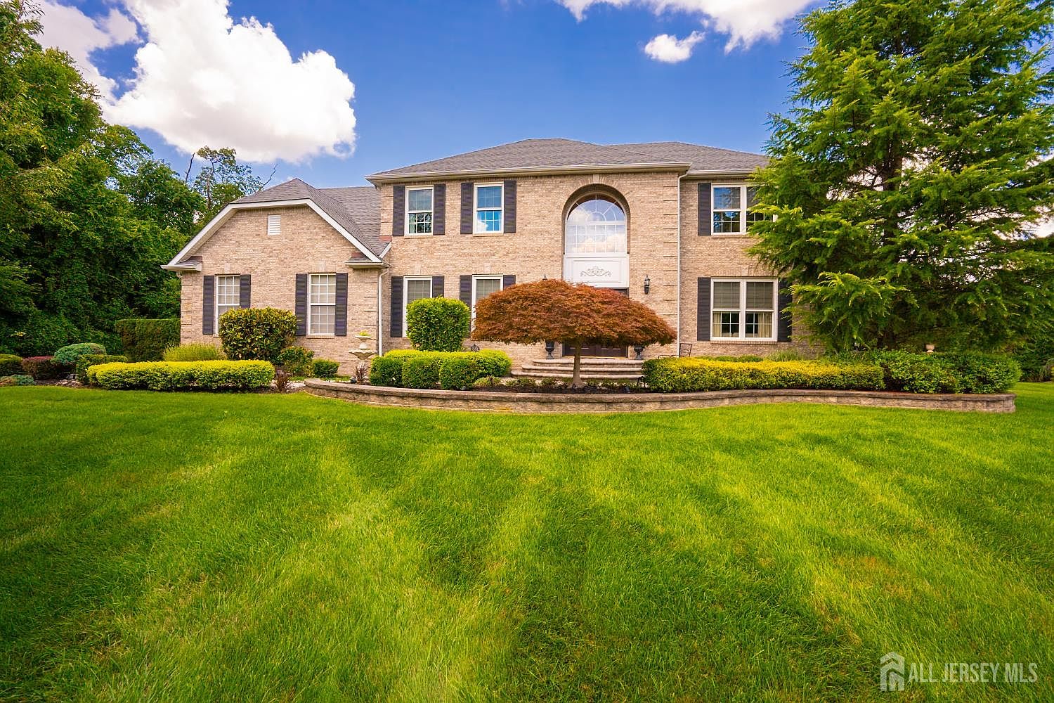 10 Mimi Dr, Monroe Township, NJ 08831 | Zillow