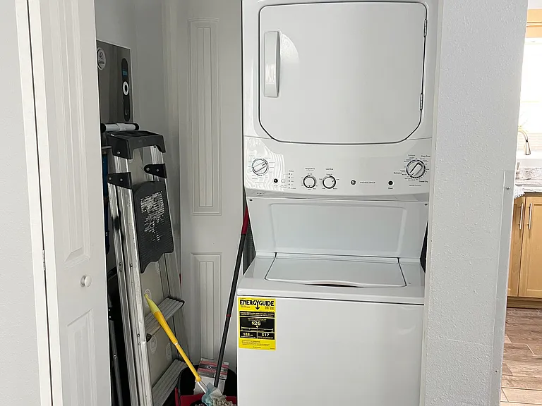 102 Walnut Ct — Photo 11
