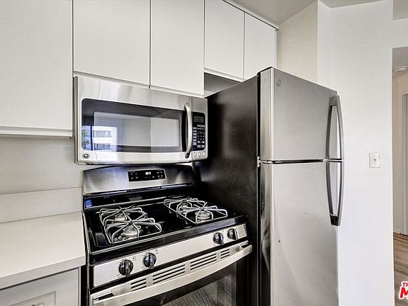 4th image of 10601 Wilshire Blvd #519