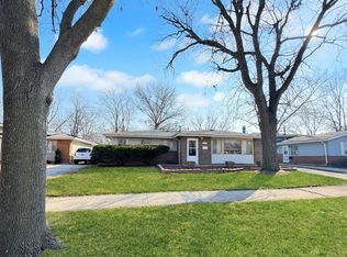 413 Illinois St, Park Forest, IL