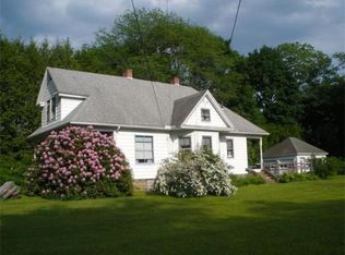 107 Pine St, Amherst, MA 01002