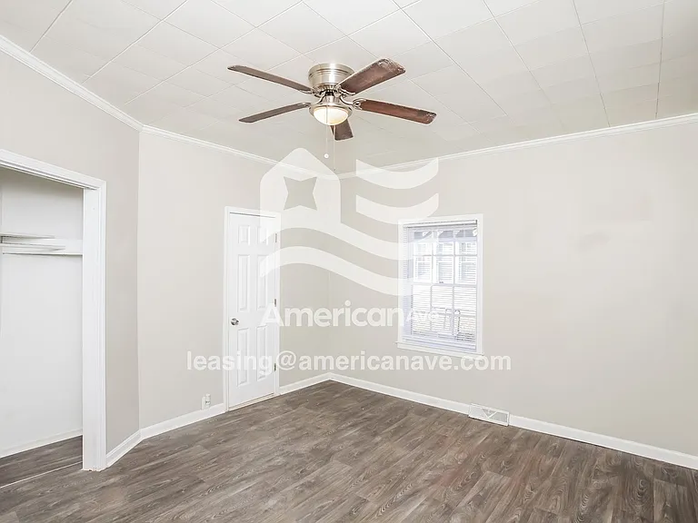 6814_009_main_bedroom_14290141.jpg