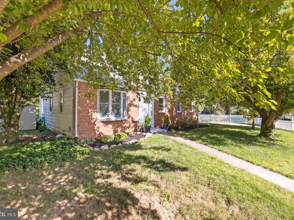 13301 Okinawa Ave, Rockville, MD 20851