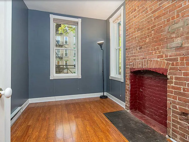 924 Garden St #2R — Photo 11