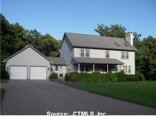 23 Timber Ridge Rd, Pawcatuck, CT 06379