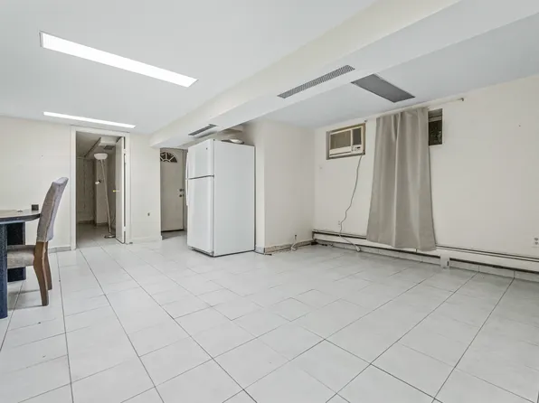 150-02 78th Road image 13 of 23