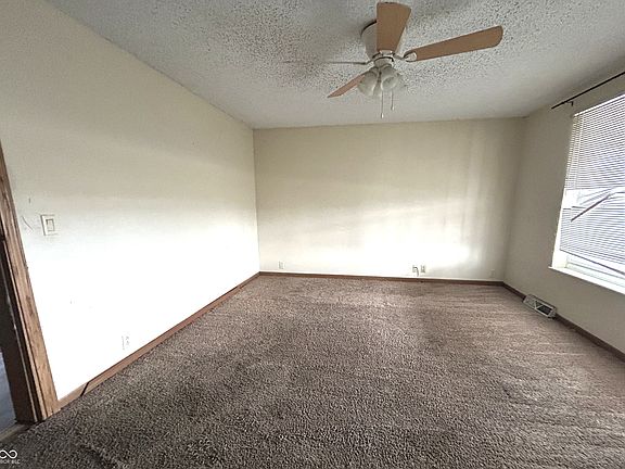 4th image of 933 North St