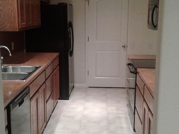 2nd image of 21100 Santa Ana Cv Unit B