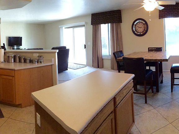 5th image of 2076 E Arabian Dr