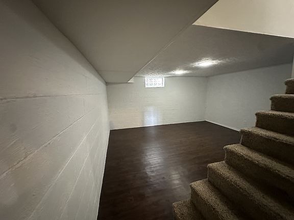 5th image of 4893 Nugent Dr