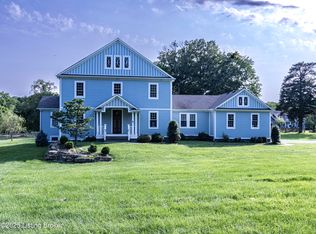 8104 Houston Ln, Pewee Valley, KY 40056