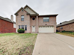4224 Cave Cove Ct, Fort Worth, TX 76244