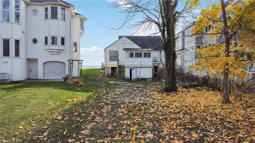 4349 Erie Rd, Fort Erie, ON L0S 1N0 | MLS #40513621 | Zillow