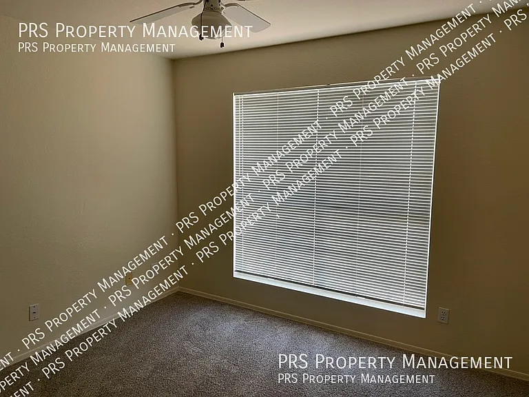 16031 S 40th Way — Photo 10