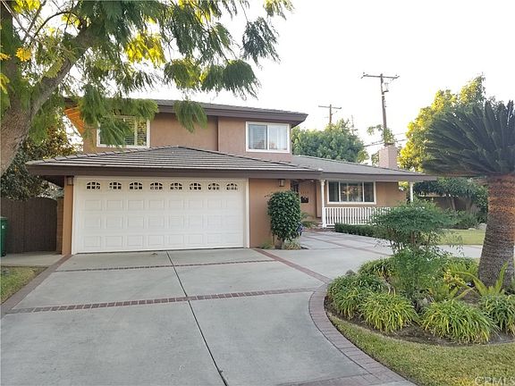 2nd image of 1717 Louise Ave