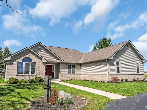 3907 South 108th STREET, Franksville, WI 53126