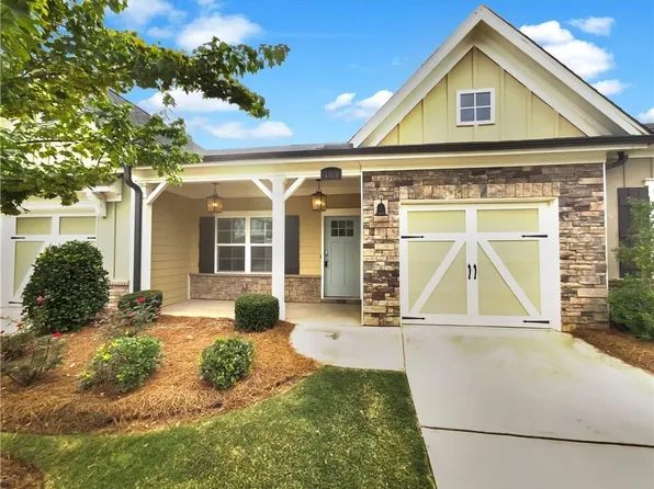 4519 Rutledge Dr, Oakwood, GA 30566