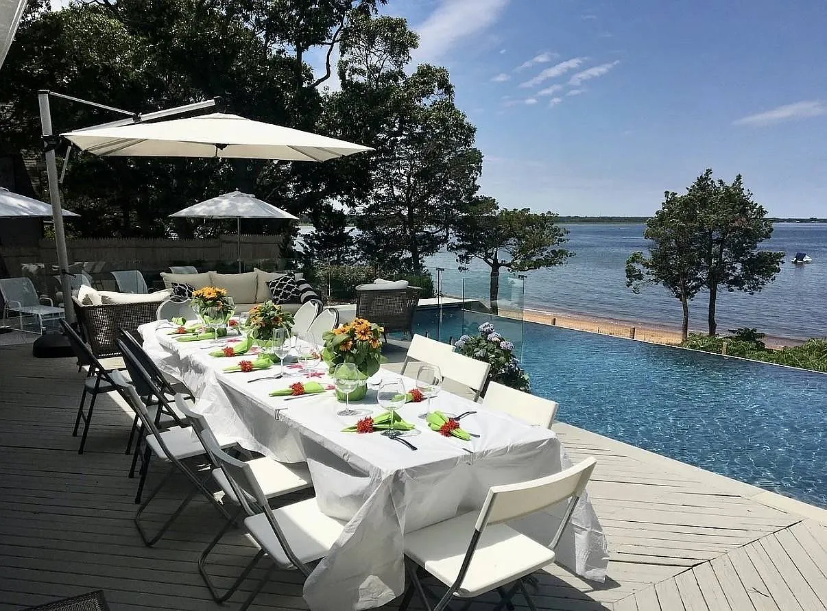 16 N. Shore Road, Hampton Bays — Photo 1