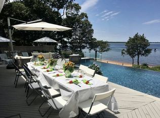 16 N Shore Rd, Hampton Bays, NY 11946