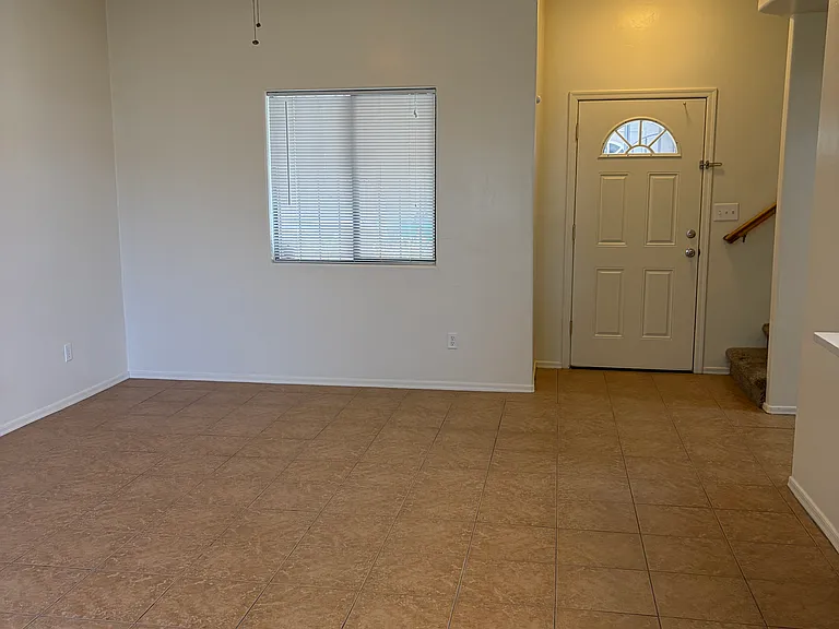 3045 N Estrella Ave — Photo 2