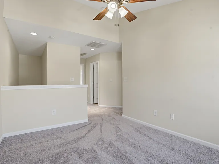 5658 Brownstone Dr — Photo 10