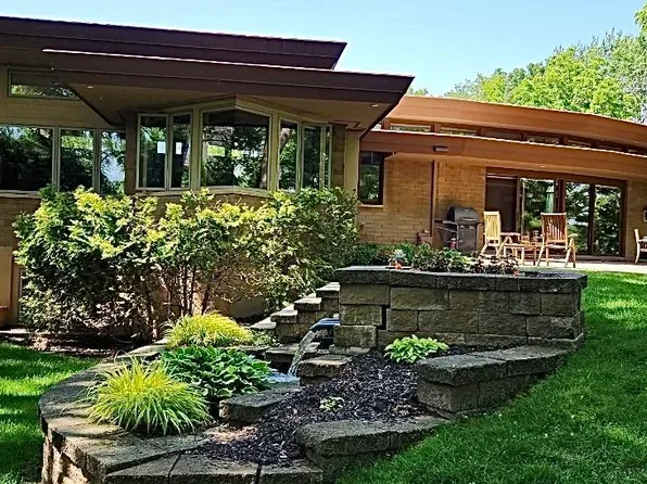 1225 W Cedar St, Appleton, WI 54914