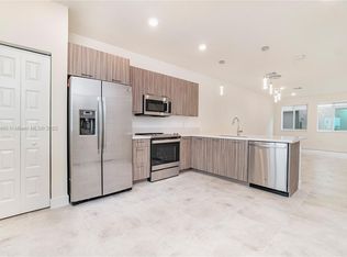6450 NW 102nd Path #6450, Miami, FL 33178
