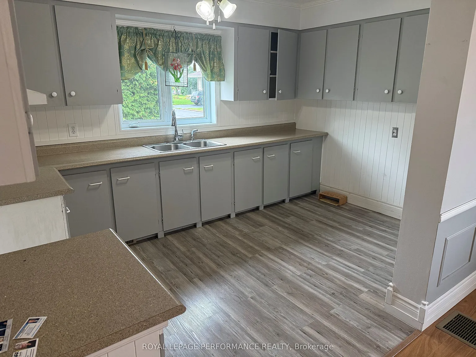 4 bed, $2,200 — Photo 4