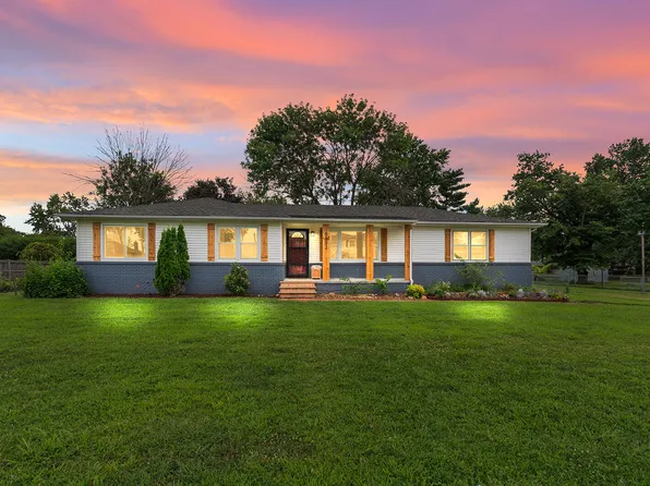 5802 S State Highway Ff, Battlefield, MO 65619