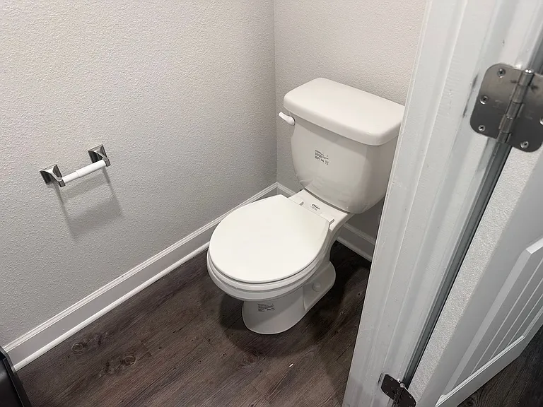 1417 NE Mary Ct — Photo 9