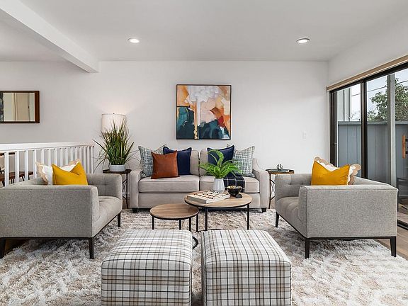 2nd image of 39 Sandpiper Circle