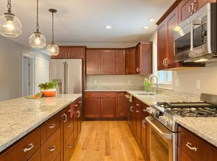 43 Bruce St, Littleton, MA 01460