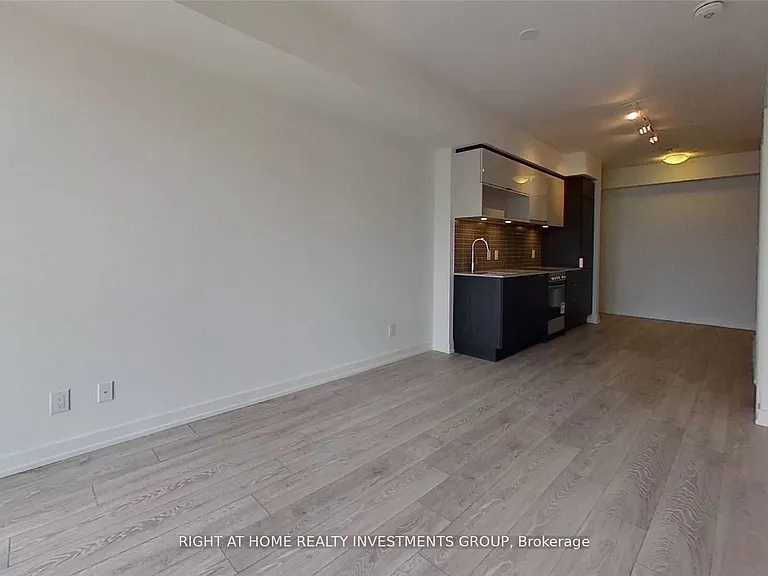 159 Wellesley St E #1401 — Photo 11