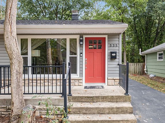 3rd image of 535 Olentangy St