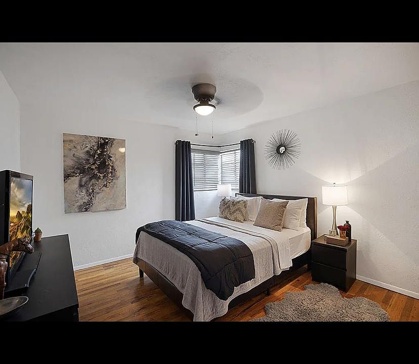 1st image of 2614 Jackson Ave