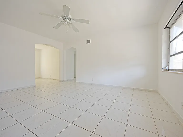 1735 Marseille Dr #2 — Photo 4