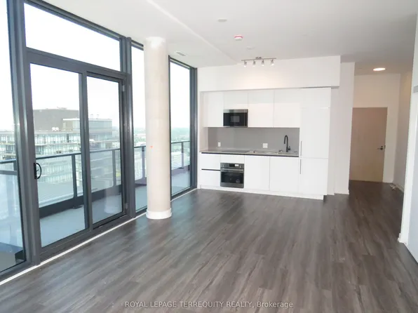 35 Parliament St #3304, Toronto, ON M5A 4R2
