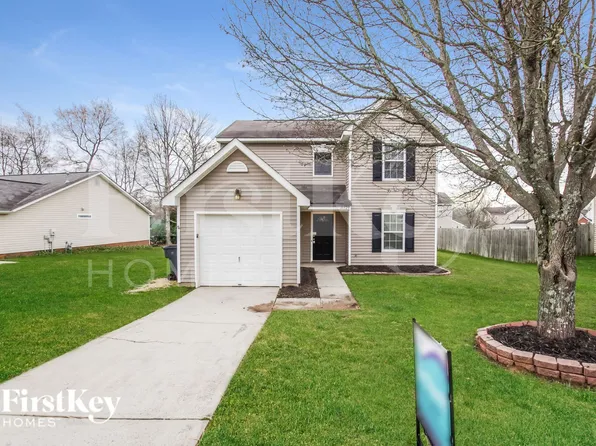 11720 Winter Pine Ln, Charlotte, NC 28269