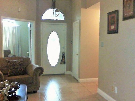 5th image of 725 Grandview Ave