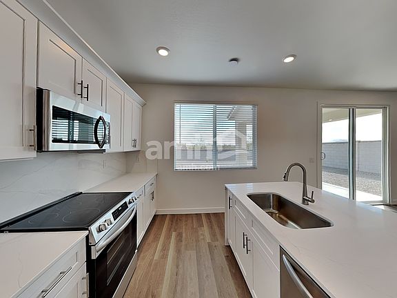 3rd image of 20177 W Thomas Rd Unit 468