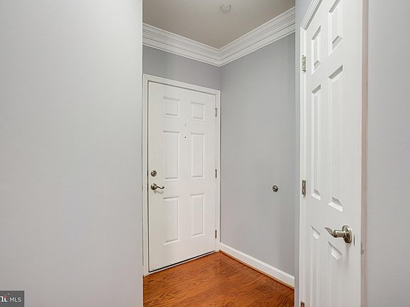 4th image of 2101 N Monroe St APT 306
