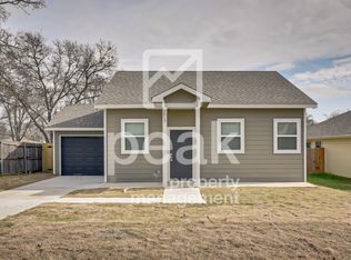 2013 Langston St, Fort Worth, TX 76105
