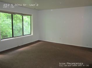 452 N 30th St APT 2, Galesburg, MI