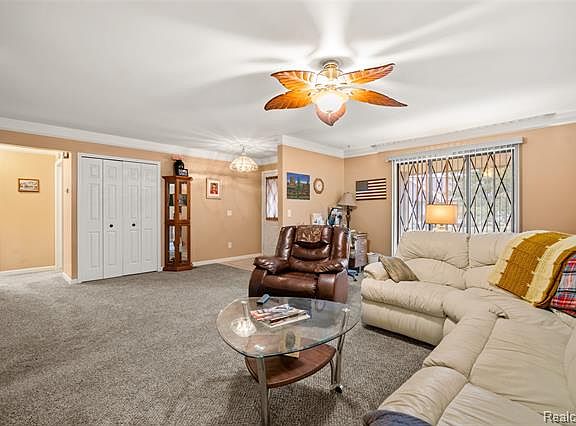 4th image of 13915 Harrington Dr
