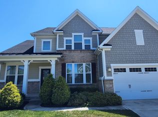 12021 Sparrow Hawk Pl, Zionsville, IN 46077